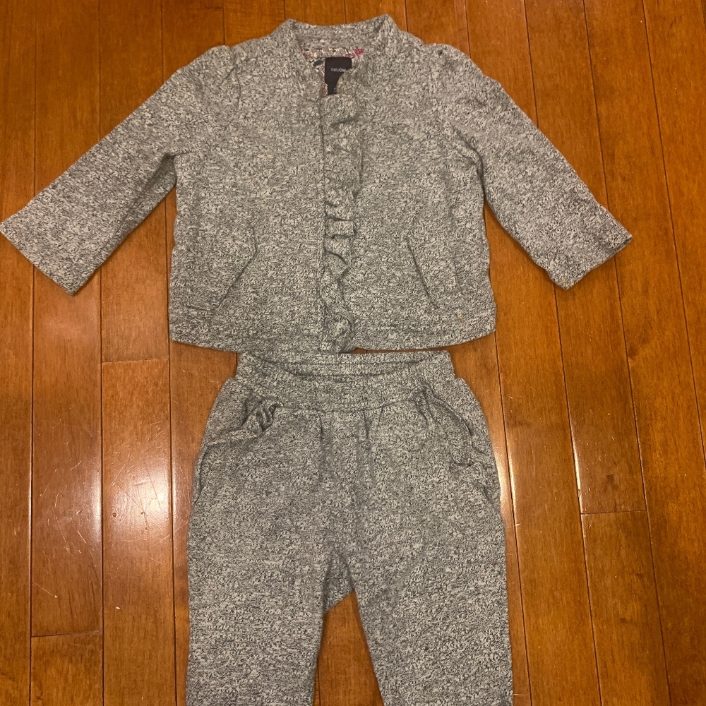 BabyGap Sweater Set 6-12m